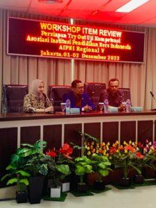 Read more about the article Workshop Item Development dan Review AIPNI Regional V di Fikes Unas