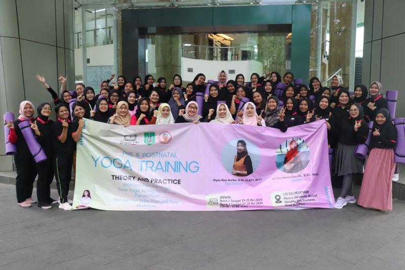 Read more about the article Prodi Pendidikan Profesi Bidan FIKES UNAS Sukses Gelar Pelatihan Pre & Postnatal Yoga